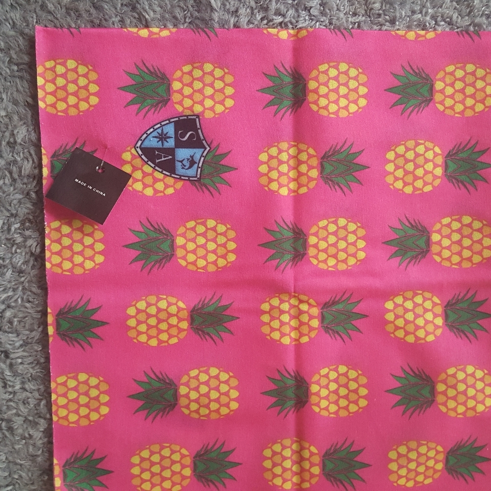 Pineapple print Face mask new..
